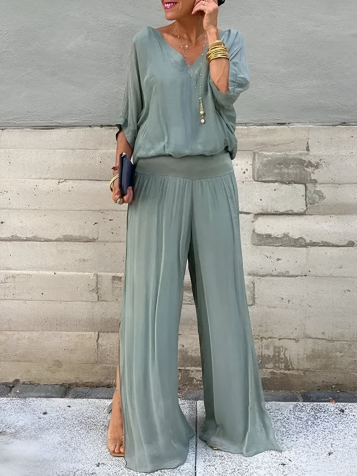 Louise™ | Elegancki zestaw z topem w serek i spodniami