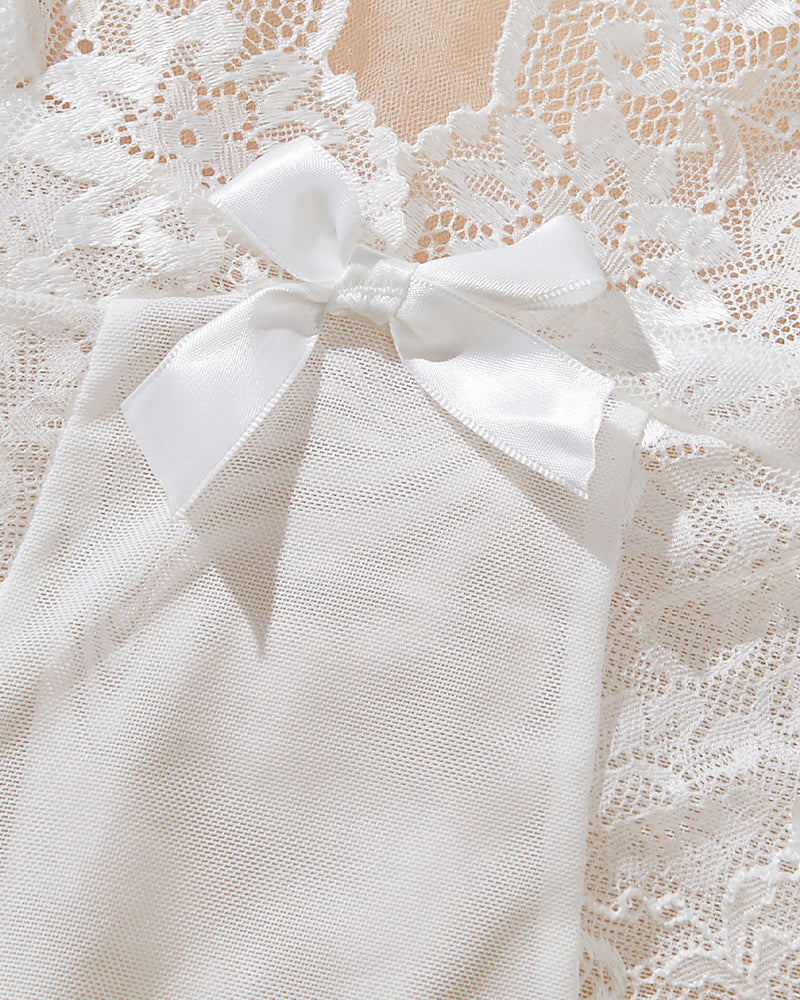 Julia™ | Seksowna koszula nocna z koronką i głębokim dekoltem w kształcie V & G-string